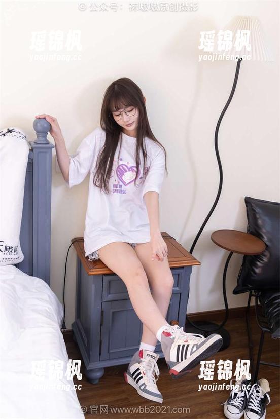 BoBoSocks袜啵啵-稚予 BoBoSocks袜啵啵 - 找到稚予的高跟鞋,网盘在呼唤:快来一场对鞋子的约会!