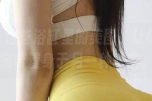 微密圈 - 这些浴缸里的美图，让Cool文茜宛若置身于另一种时空。