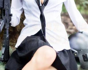 GIRLT果团网 - 免费转发，尹意纯校服原图，看得我都想重新上学了！