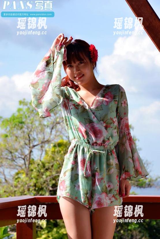 PANS写真-萌萌 PANS写真 - 萌萌的大长腿与短裤的完美结合,全套原图,你能顶得住吗?