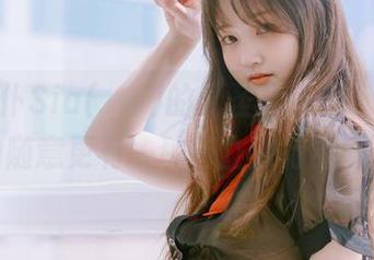 懒惰女仆Sia(시아)的无圣光系列，图片里她的随意更有一种特立独行的味道。