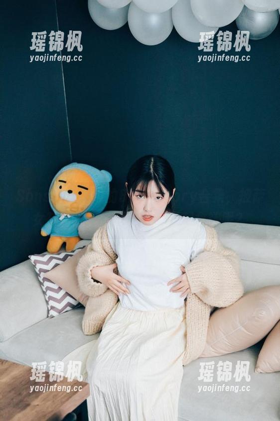 Sonson(손손)的Bimilstory合集，披萨女孩图集，随便看也能引起食欲呢？