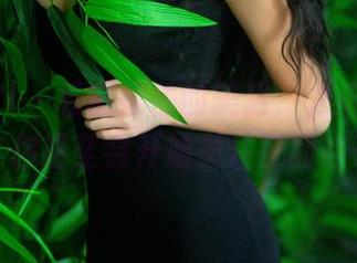 TuiGirl - 看赵惟依的美足，之后下载套图，你甚至会开始关注她的鞋子！