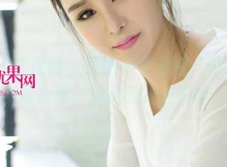 UGirls尤果网 - 美图不可名状，何嘉颖的灰丝合集，滚烫的眼光停留。