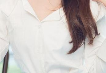 UGirls尤果网 - 孙晚桐白色系列套图，分享给朋友们，顺便一提，这可是你的衣柜缺少的色彩哦。
