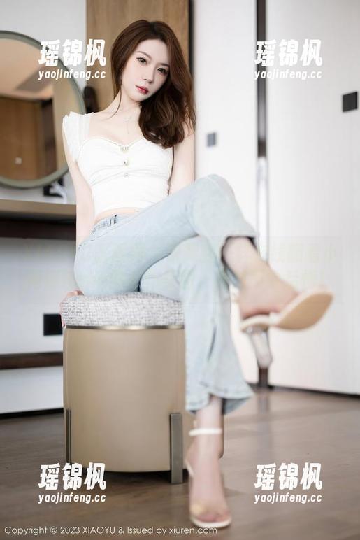 XIAOYU语画界 - 来跟我一样在线翻看小海臀Rena的女仆美图，绝对不会后悔！