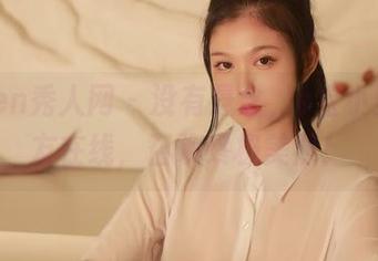 Xiuren秀人网 - 没有悬念，e宝小野猫女友在线，召唤终极美照！