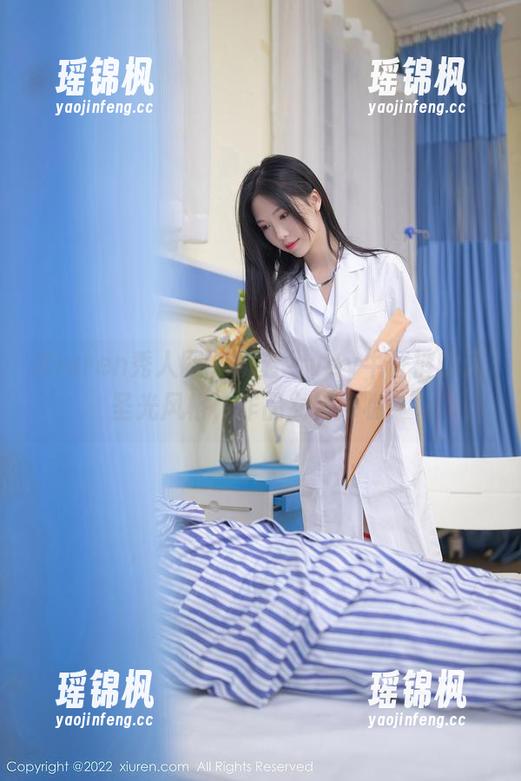 Xiuren秀人网-姚若兮vay Xiuren秀人网 - 姚若兮vay牛仔裤的无圣光风格,作品女神降临!