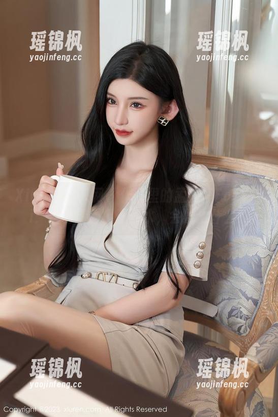 Xiuren秀人网 - 作品里的孟狐狸FoxYini：当高清碰上死库水，会发生什么？