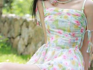 Xiuren秀人网 - “看小热巴的夏天写真，不小心开启了心中的小鹿乱撞模式”图集值得反复琢磨。