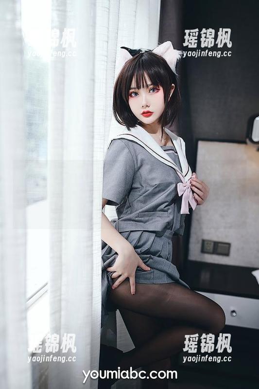 YouMi尤蜜荟 - 看YOYO优优的校服合集，这不仅是作品，更是一段隐藏在校服下面的大冒险！