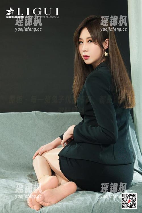 丽柜 - 每一张兔子优品写真，都是精选的沉醉时刻