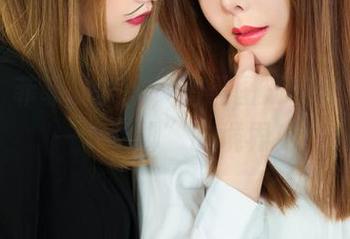 丽柜 - 菲菲的美足，高清图册带你进入另一个“脚”的境界！