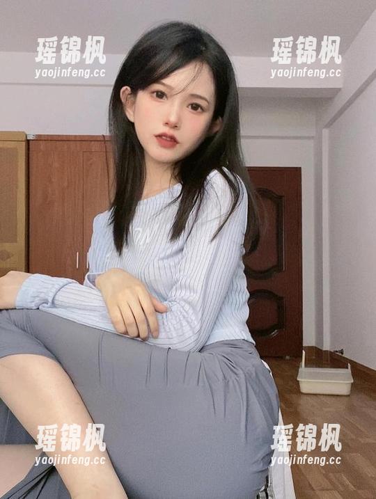 不对劲的放课后时光，倦倦喵的无圣光体操服图包，别忘了瞄一眼！
