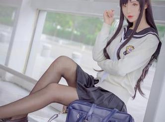 这张兔玩映画的高清白丝舞蹈服照片，光是色调就让我眼前一亮，啪的一声就停下来了。