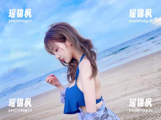 把啾小妍的美足写真集下载回家，感受一下‘足’音绕梁！