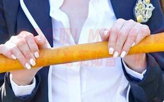 嗲囡囡 - 免费获取！Milk楚楚镂空套图，让你领略‘毫无防备’的诱惑！