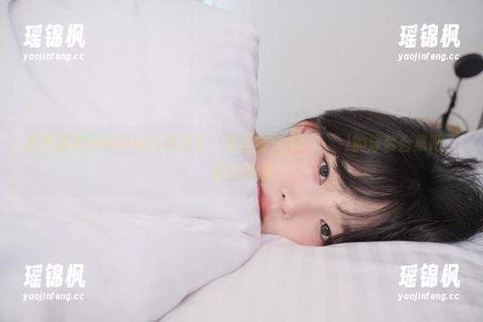找不到更好的理由去游泳了，看看姜仁卿(강인경)的泳装合集吧，超值资源