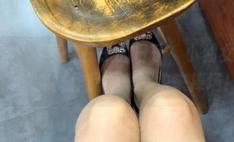 微密圈 - 认真穿袜子的日子，小仙女ELaine的棉袜作品全集，快来捧场！
