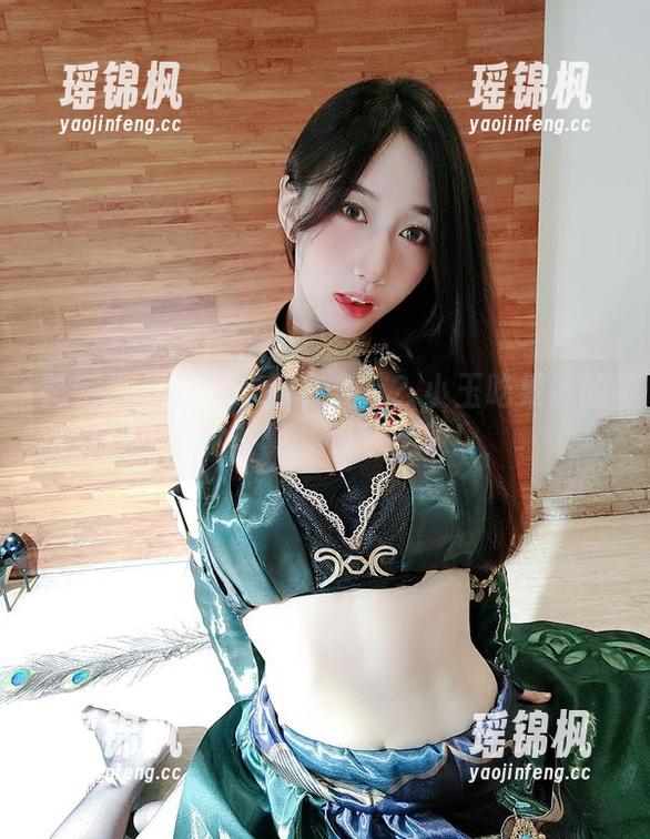小玉吃果冻 微密圈 - 连绳子都在反抗?小玉吃果冻的泳池写真集最新上线!