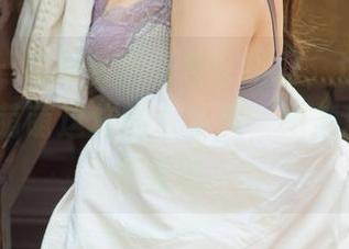 尤果网 - 如果以后有机会出门，也想试试K8傲娇萌萌这样的水手服，图集里还是挺好看的。