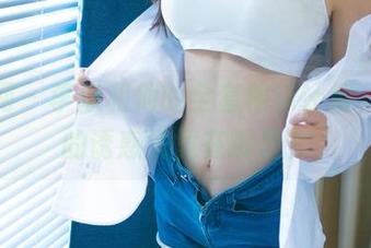 尤果网 - 李焱和他的全套棉袜计划，袜子的诱惑究竟在哪里？