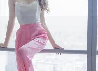 原图中的希希_啾，“花嫁”地走在我脑海里，恍惚问自己：婚纱竟可以这么真实。