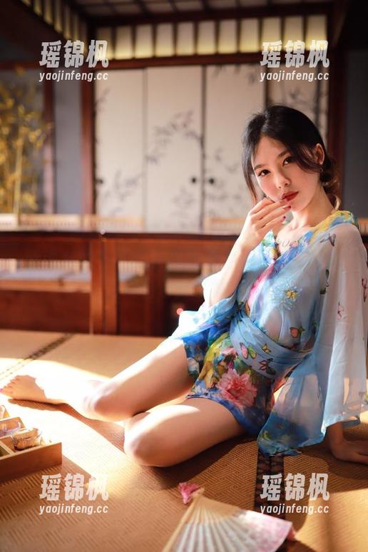 听说抖娘利世的女神图包上线了，结果我才发现自己成了秘籍迷！