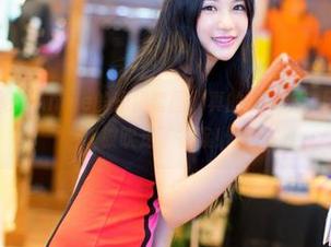 推女神 - 子纯儿Annie的短裙套图，真的是一袭清风，不小心就被吹走了答案！