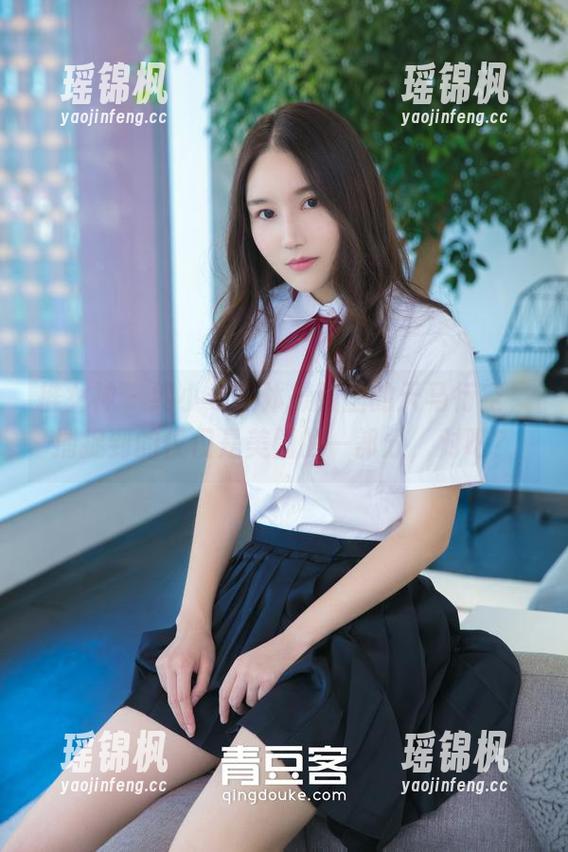 推女神-纯小希 推女神 - 纯小希在体操服里的天马行空,捕捉到的仅仅是美图的一部分,对吧?