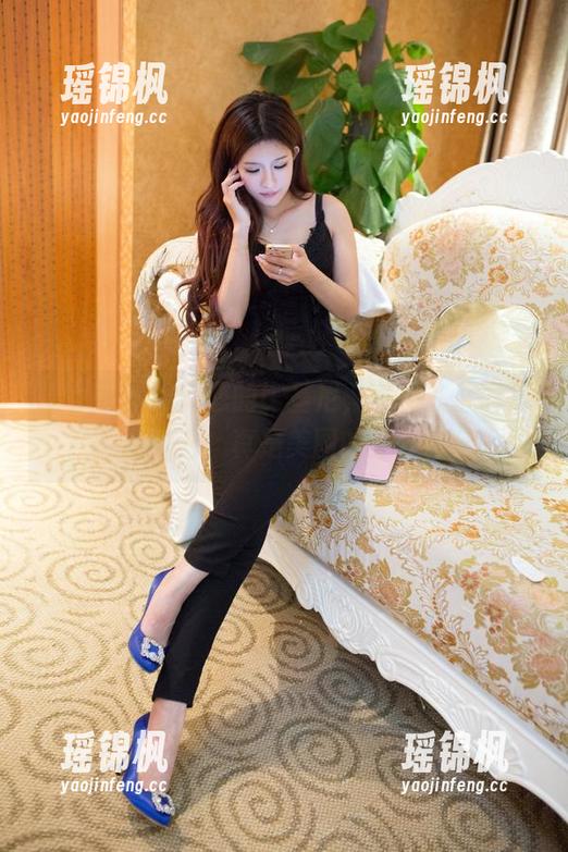 推女郎-何奕恋 推女郎 - 何奕恋的比基尼,竟如此低调却无圣光,真是美图的鬼才!