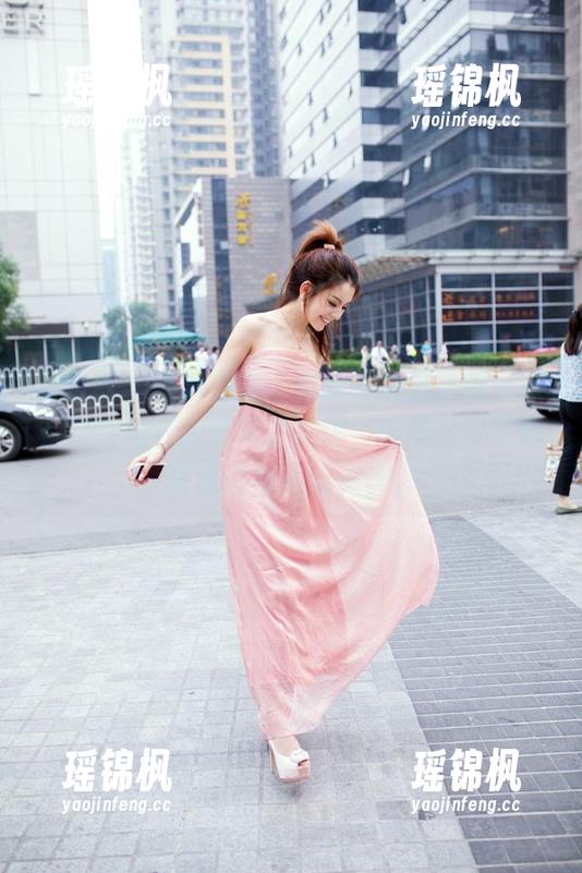 推女郎-谭冰 推女郎 - 最新图集:谭冰的夏日,每一张都是在挑战我的审美极限,太不过分了吧听着这视觉的轰炸。