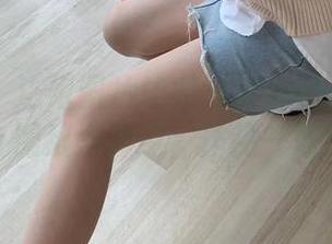 微密圈 - 这组图片让我对无敌哒小姨妈的微信朋友圈爱不释手，作品气场太强了！
