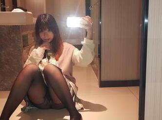 update!无颜小天使wy带来了‘林中精灵’，是时候在树影下随性散步了。