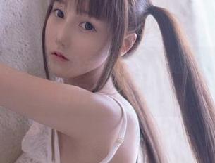 图片里的星野咪兔与漂浮岛，迷失在明媚的色调里了吧？