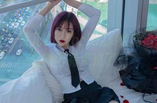 微密圈 - 果儿Victoria的JK高清套图：总觉得有点过了…