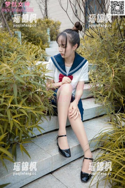 梦丝女神 - “花月舞”的吊带系列，图片里的那一抹俏皮你抓了吗？