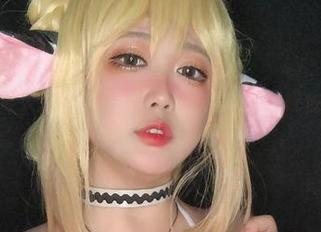 听说作品“大凤”很厉害，赶紧去瞧瞧椒妮佐仁的魔法。