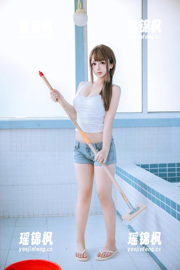 如果樱井小莜的校服是个网盘，那我已经点开了无数次了！