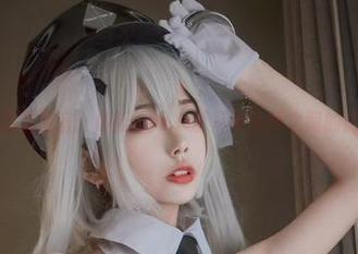 清颜颜子巡视教室：最新cos，学习和美丽之间的微妙平衡。