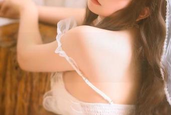 水手服图册：和渡边早季Saki一起，探讨‘海洋’与‘青春’的哲学