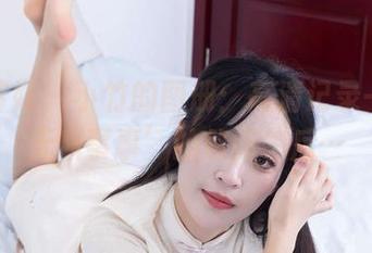 物恋传媒 - 小竹的图册：高清记录一个’无所事事’的悠闲午后…