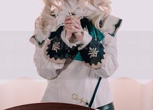 白莉爱吃巧克力的豹纹图片——我觉得我也能搭配得这么时髦，看得到底行不行！