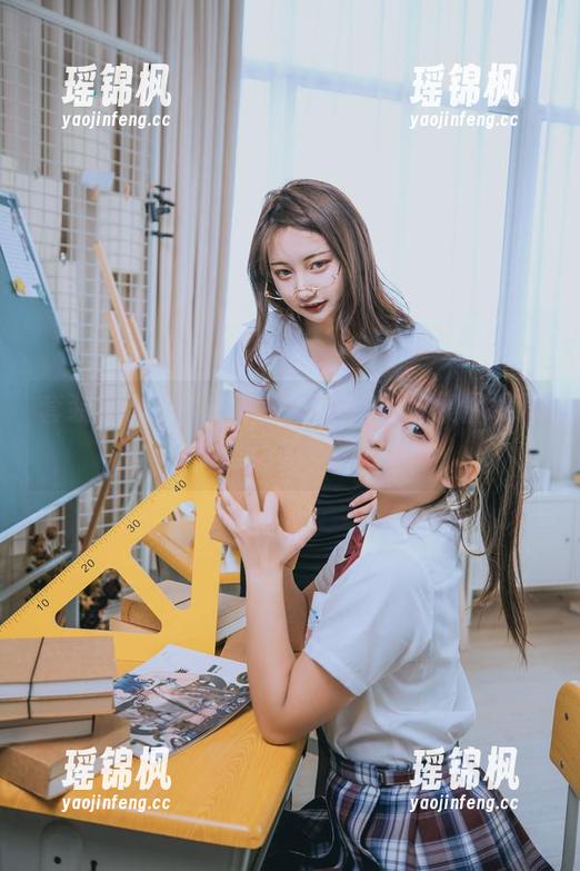 套装的诱惑，神乐坂真东的写真集你敢下载吗？