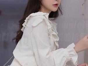 秀人网 - 照片回顾：Manuela玛鲁娜海边时刻，“我与卷发的尬舞”