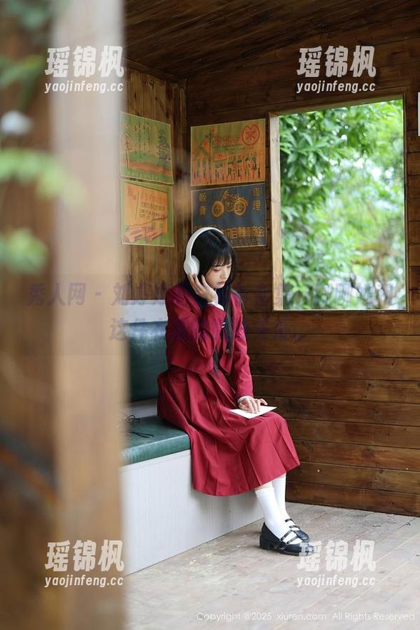 秀人网 - 刘婷婷的白衬衫合集，聊聊她和这件衣服的微妙关系。
