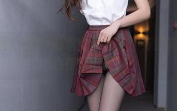 秀人网 - 恩一的职业装私拍：有没有小心心在悄悄跳？