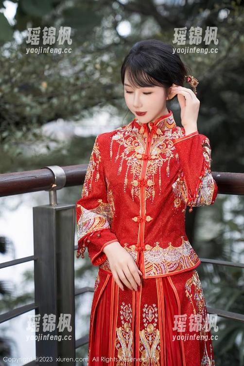 秀人网-熊晓晓 秀人网 - 熊晓晓最新写真集,油亮的姿态是要高歌一曲吗?