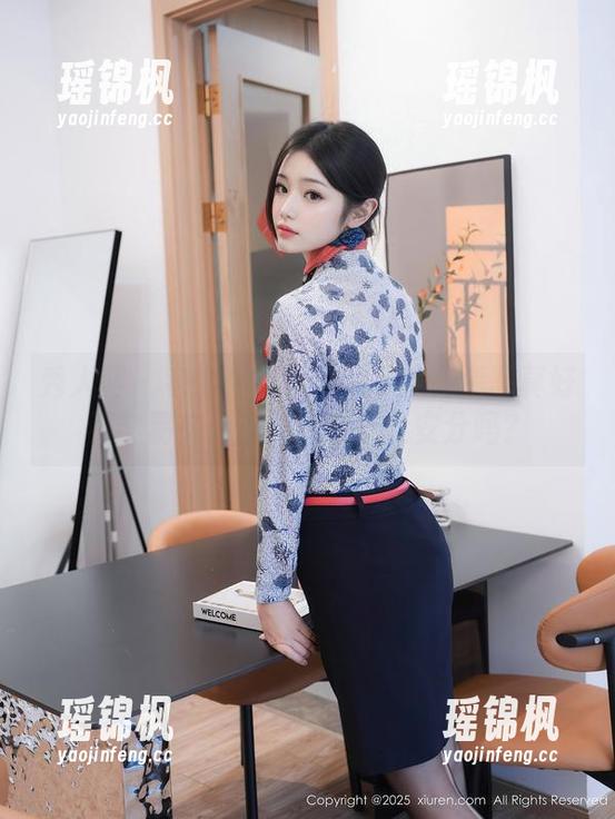 秀人网-程开心 秀人网 - 老师:程开心的学姐高清写真好不容易交上来!这次还能安分吗?