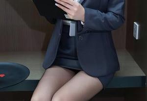 秀人网 - 私房图集：如果舒林培的礼服会说话，那会不会骂我？